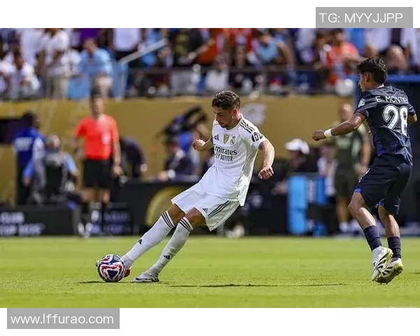 欧联杯焦点战皇马强势3-0击败曼联赛后分析引发全场热议