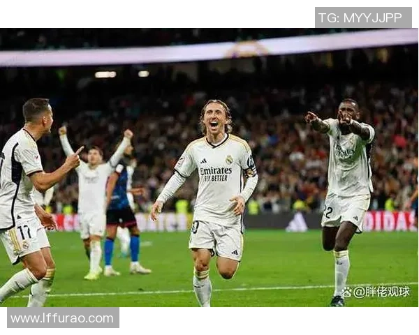 德甲赛场惊现大逆转皇马6-2狂胜本菲卡引发热议