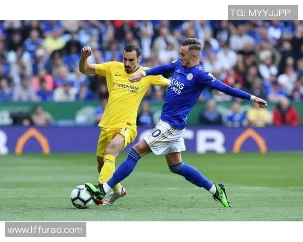 欧联杯激战本菲卡与切尔西0比0平局争议判罚引发全场热议