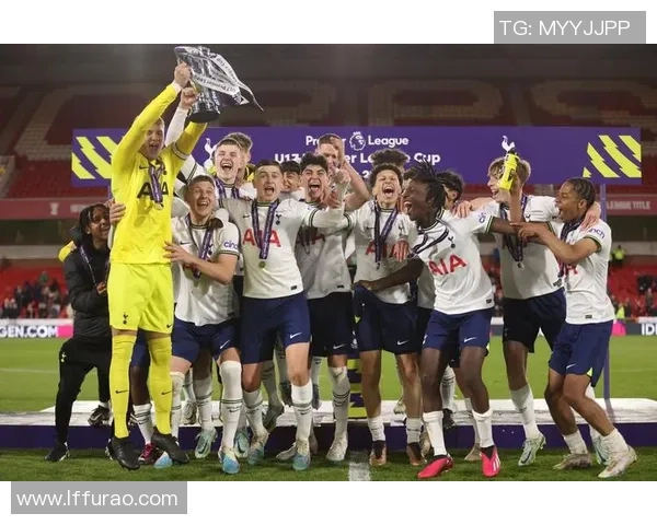 西甲热刺与多特蒙德激战成平补时进球引发全场狂欢回顾十大精彩进球瞬间