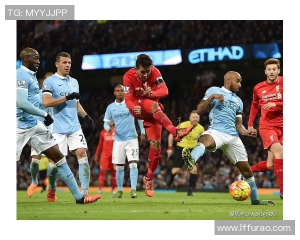 足总杯精彩对决那不勒斯与曼城战成平局绝杀瞬间引发全场热烈反响