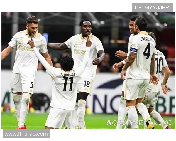 世界杯精彩对决AC米兰与里昂战成平局神扑瞬间引发全场狂欢