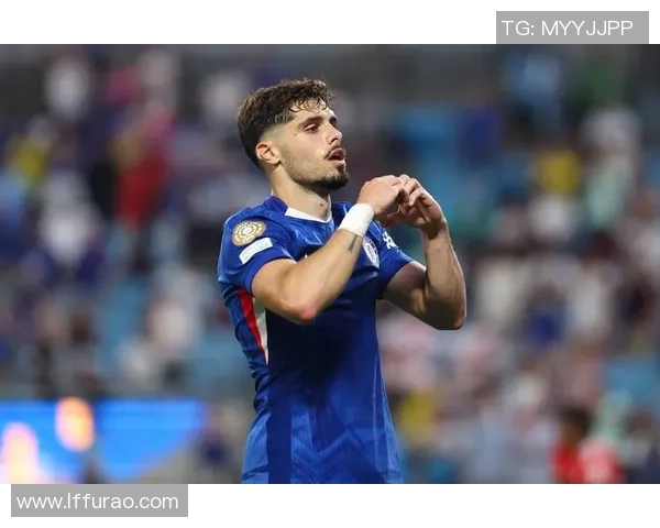 意甲激战切尔西大胜本菲卡补时进球引发转会热议