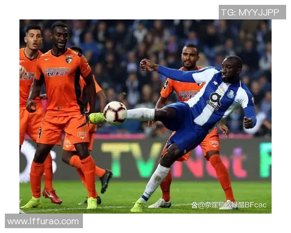 中超精彩对决本菲卡大胜波尔图红牌事件引发全场热议