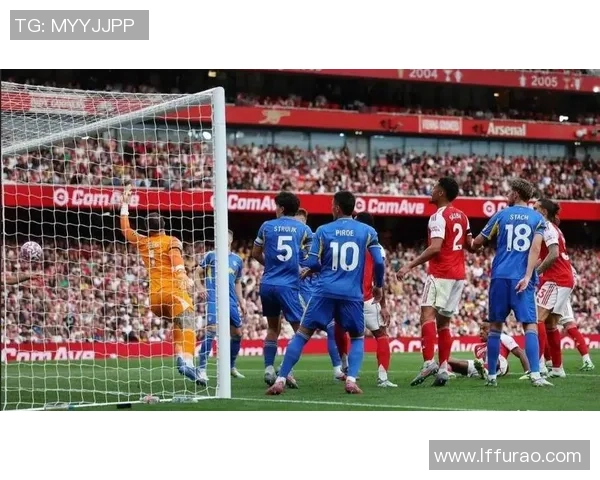 英超精彩对决拜仁与里昂激战成平局转会传闻引发热议