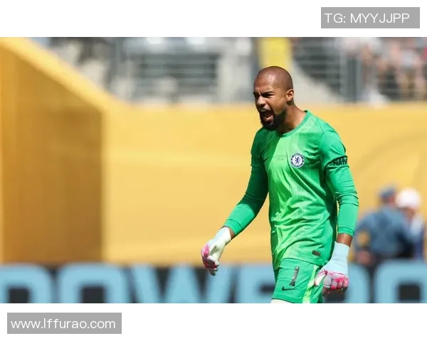 欧联杯精彩对决巴黎圣日耳曼逆转切尔西帽子戏法引爆全场激情 欧联杯精彩对决巴黎圣日耳曼逆转切尔西帽子戏法引爆全场激情